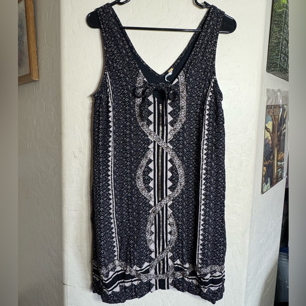 Free People Black Beaded Sleeveless Boho Mini Dress Rayon Small Tribal Print